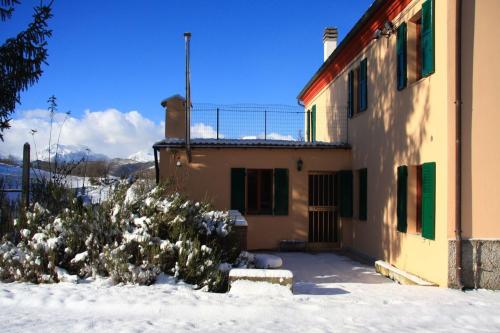 Casale in vendita a Montefalcone Appennino