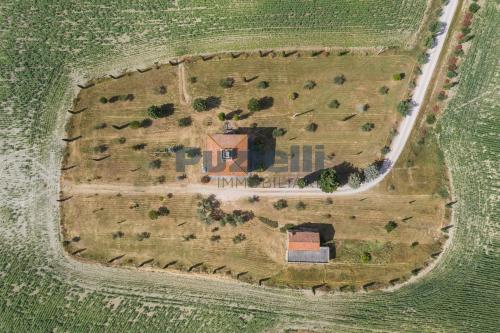 Casale in vendita a Montalto delle Marche