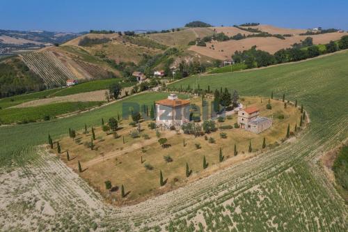 Casale in vendita a Montalto delle Marche