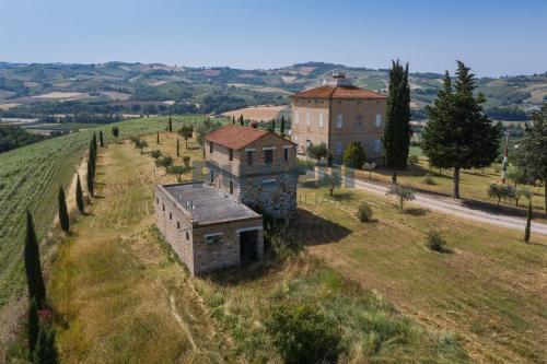 Casale in vendita a Montalto delle Marche