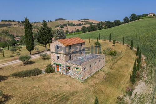 Casale in vendita a Montalto delle Marche