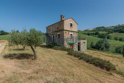 Casale in vendita a Montalto delle Marche