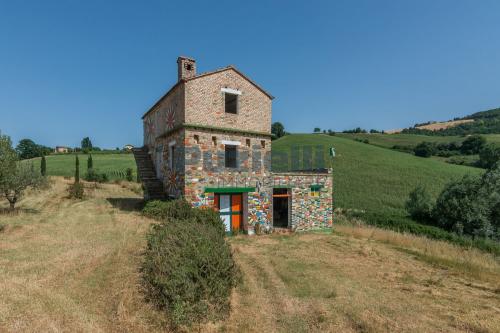 Casale in vendita a Montalto delle Marche