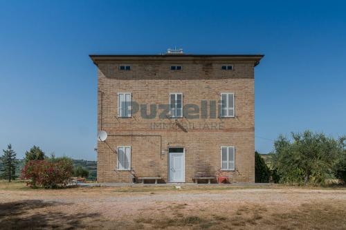 Casale in vendita a Montalto delle Marche