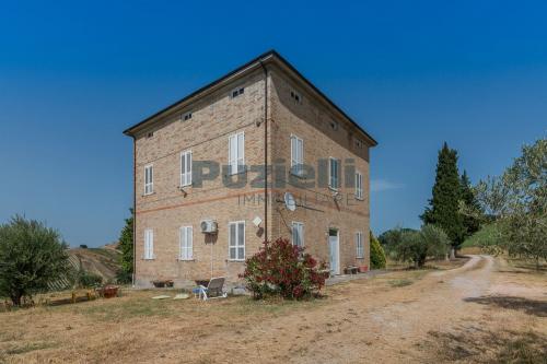 Casale in vendita a Montalto delle Marche