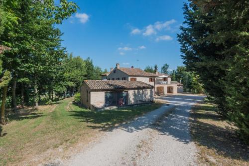 Casale in vendita a Fermo