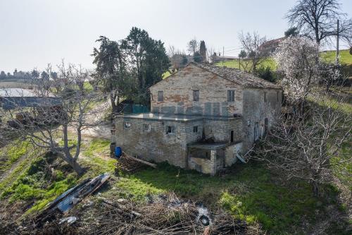  for sale in Petritoli