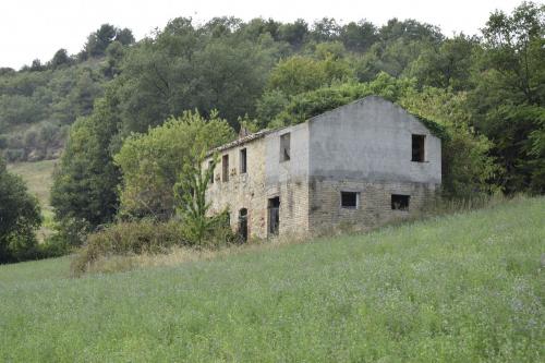 Casale in vendita a Montefiore dell'Aso