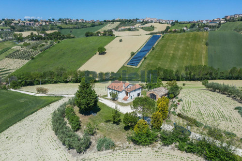 Casa singola in vendita a Montegranaro