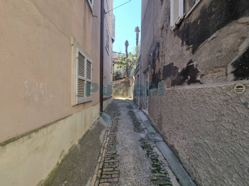 Casa indipendente in vendita a Fermo