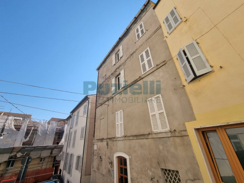 Casa indipendente in vendita a Fermo