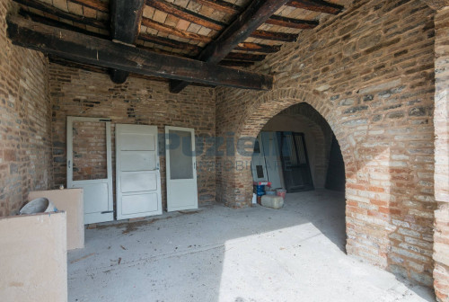  for sale in Monsampietro Morico