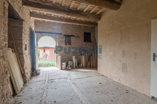  for sale in Monsampietro Morico