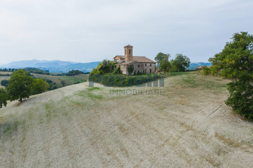 Rustico in vendita a San Severino Marche