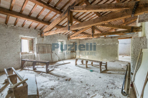  for sale in San Severino Marche