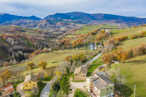 Casale in vendita a San Ginesio