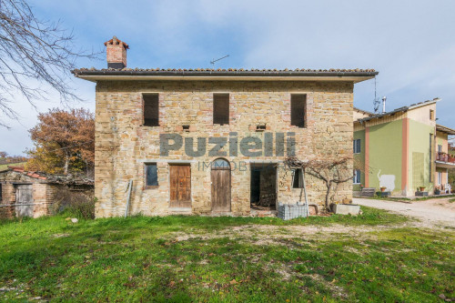  for sale in San Ginesio