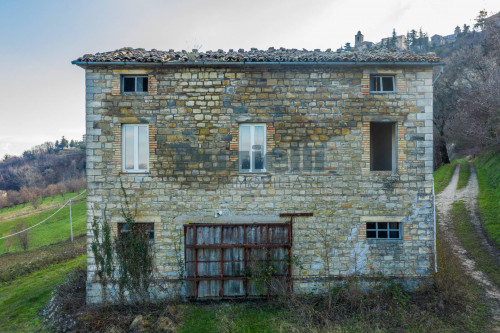  for sale in Penna San Giovanni