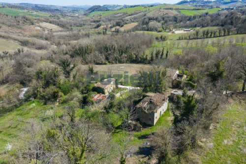 Rustico in vendita a Penna San Giovanni