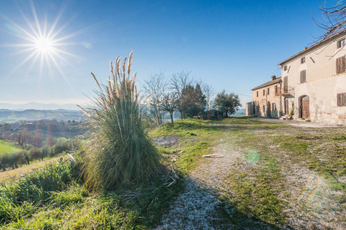 Casale in vendita a Montegiorgio