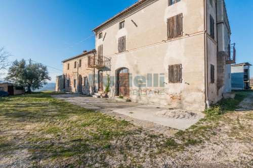  for sale in Montegiorgio