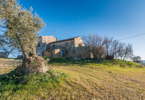  for sale in Montegiorgio