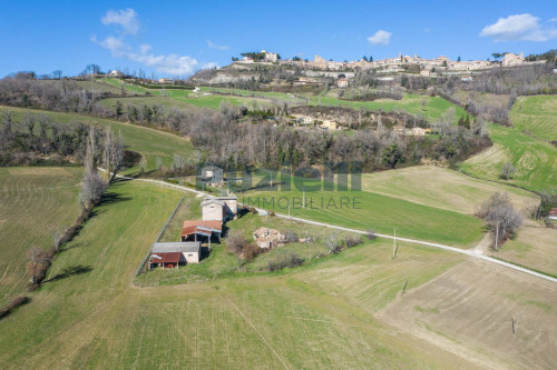 Casale in vendita a San Ginesio