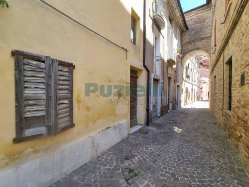 Casa indipendente in vendita a Monte Urano