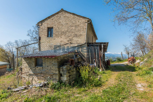  for sale in Monterubbiano