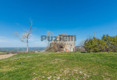  for sale in Montefalcone Appennino