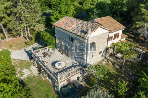 Villa in vendita a Maltignano