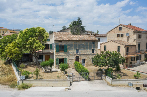 Casa singola in vendita a Falerone