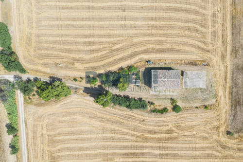 Rustico in vendita a Fermo