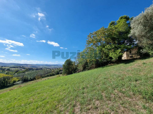 Rustico in vendita a Fermo