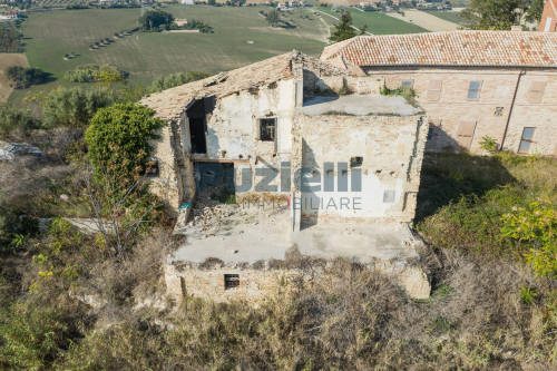 Casa indipendente in vendita a Lapedona