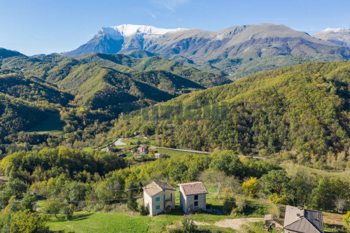 Casa singola in vendita a Montemonaco