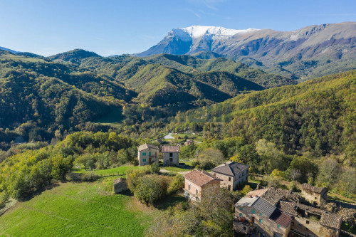 Casa singola in vendita a Montemonaco