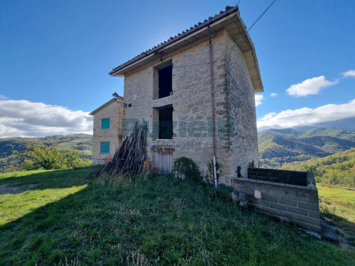 Casa singola in vendita a Montemonaco