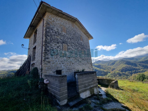 Casa singola in vendita a Montemonaco