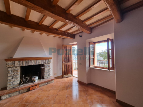  for sale in Montefalcone Appennino