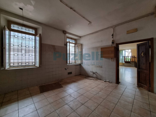  for rent in Fermo