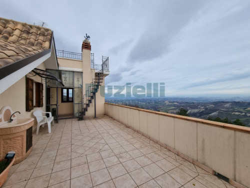 Casa singola in vendita a Montefalcone Appennino