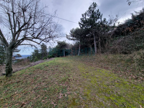 Casa singola in vendita a Montefalcone Appennino