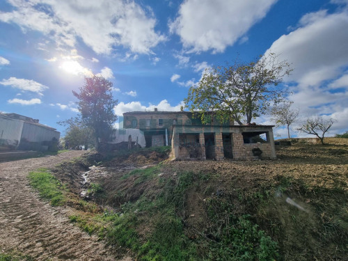 Casa singola in vendita a Montedinove