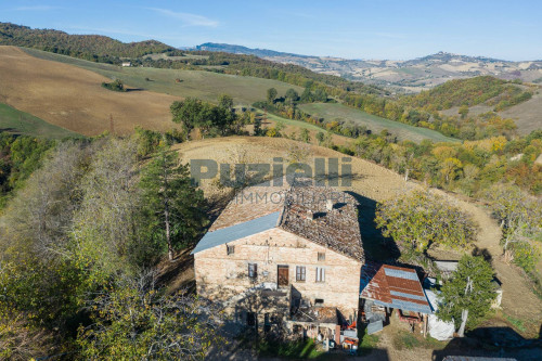 Casa singola in vendita a Montedinove