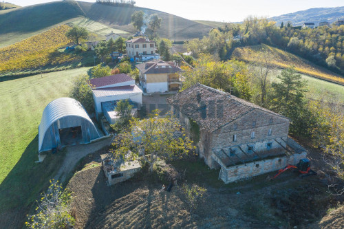 Casa singola in vendita a Montedinove