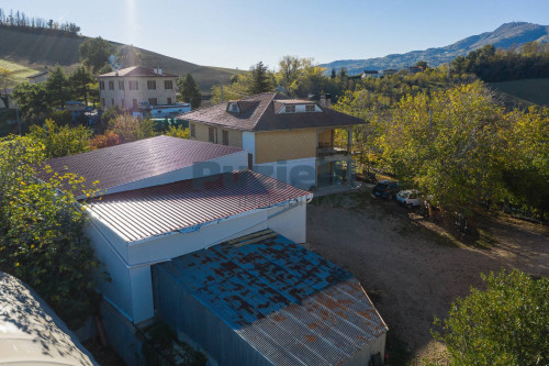 Casa singola in vendita a Montedinove