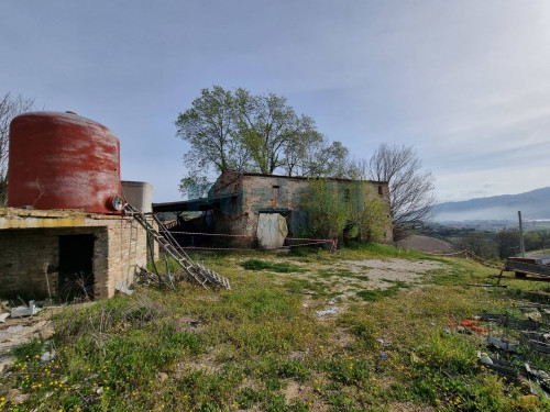  for sale in Monterubbiano