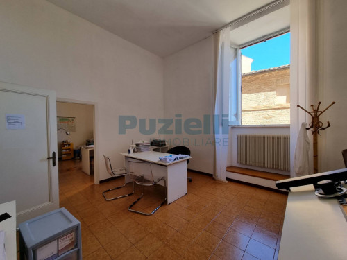  for rent in Fermo