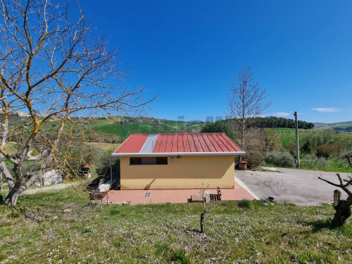 Casa singola in vendita a Fermo